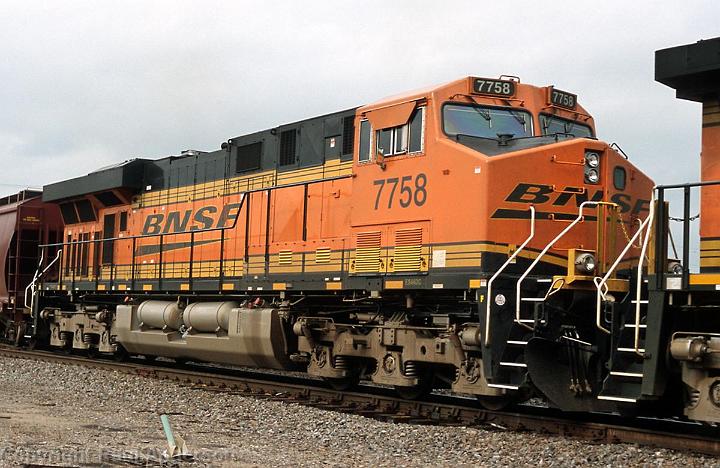 BNSF 7758 ES44DC.jpg